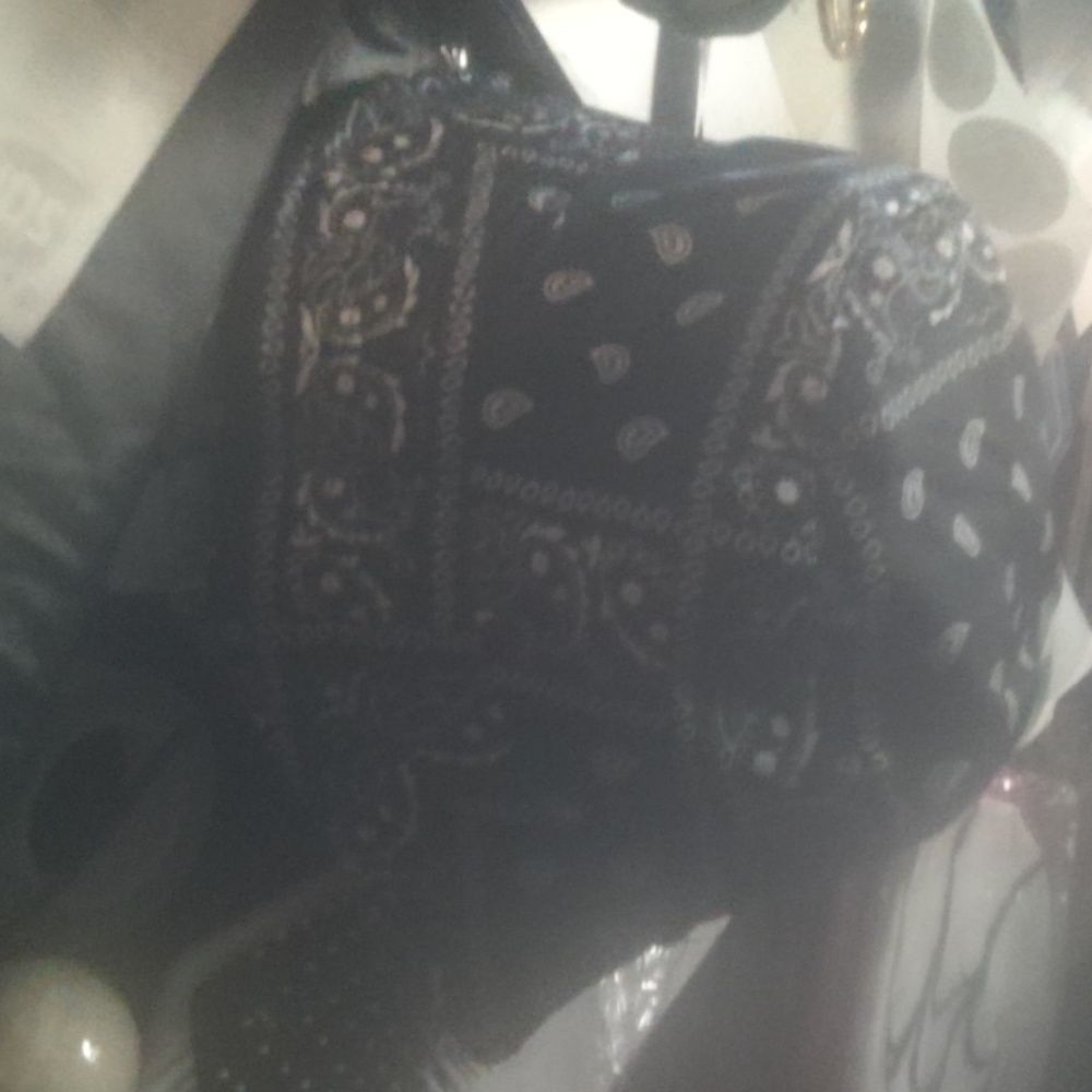 Black bandana hat Paisley print